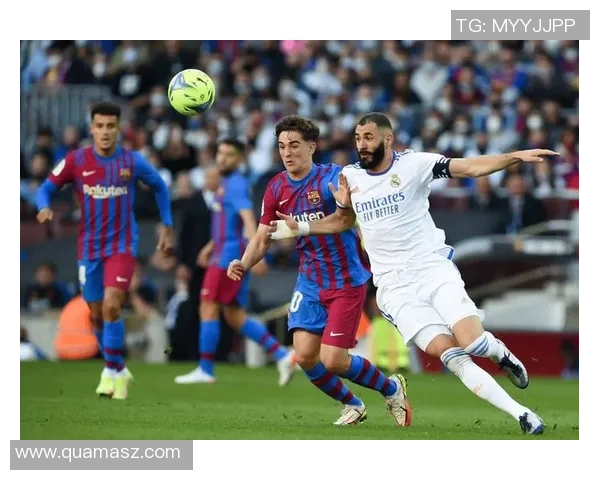 1415赛季巴萨与巴黎巅峰对决回顾精彩瞬间与战术分析